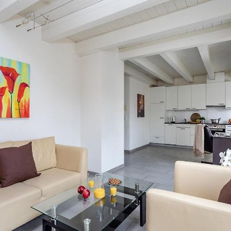 Apartament Swiss Star District 11 - Self Check-In Zurych Zewnętrze zdjęcie